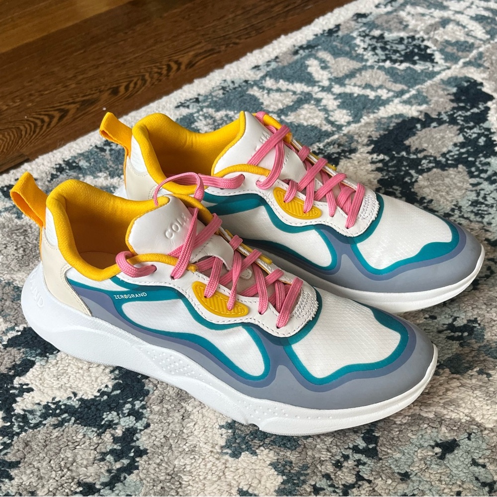 COLE HAAN ZERØGRAND SNEAKER (Size: 7)